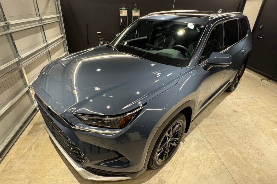Thorough exterior hand wash with wheel and tire cleaning in Davenport, Iowa